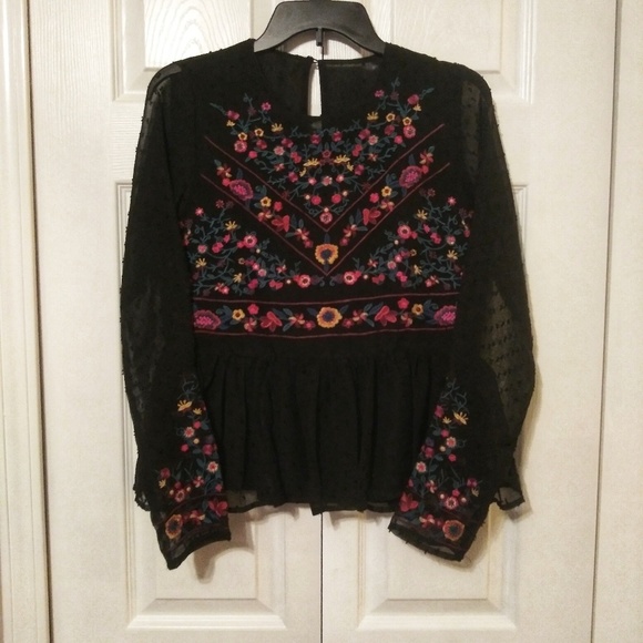 BBWM Sheer Floral Embroidered Boho Shirt - Picture 2 of 4